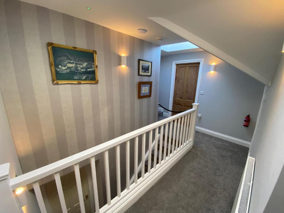 East Llanteg Guest House Amroth Bagian luar foto