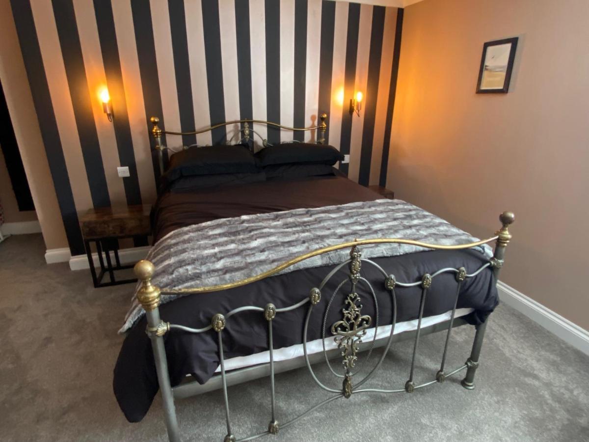 East Llanteg Guest House Amroth Bagian luar foto